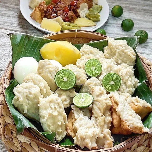 Makanan Khas Bandung - Kitapiknik.com